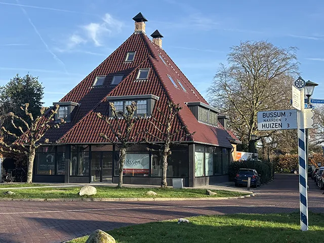 De Blaricumsche Boekhandel verhuist naar een nieuwe locatie en vraagt uw mening