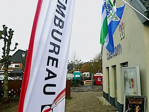 Waarom werken op een stembureau leuk én waardevol is